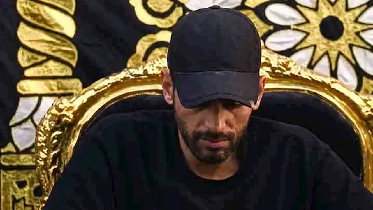 توافد نجوم الفن على مسجد الشرطة للمشاركة في عزاء والد حمدي الميرغني